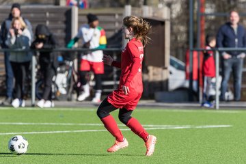 Bild 334 - wCJ Eimsbuettel - VfL Pinneberg : Ergebnis: 6:2